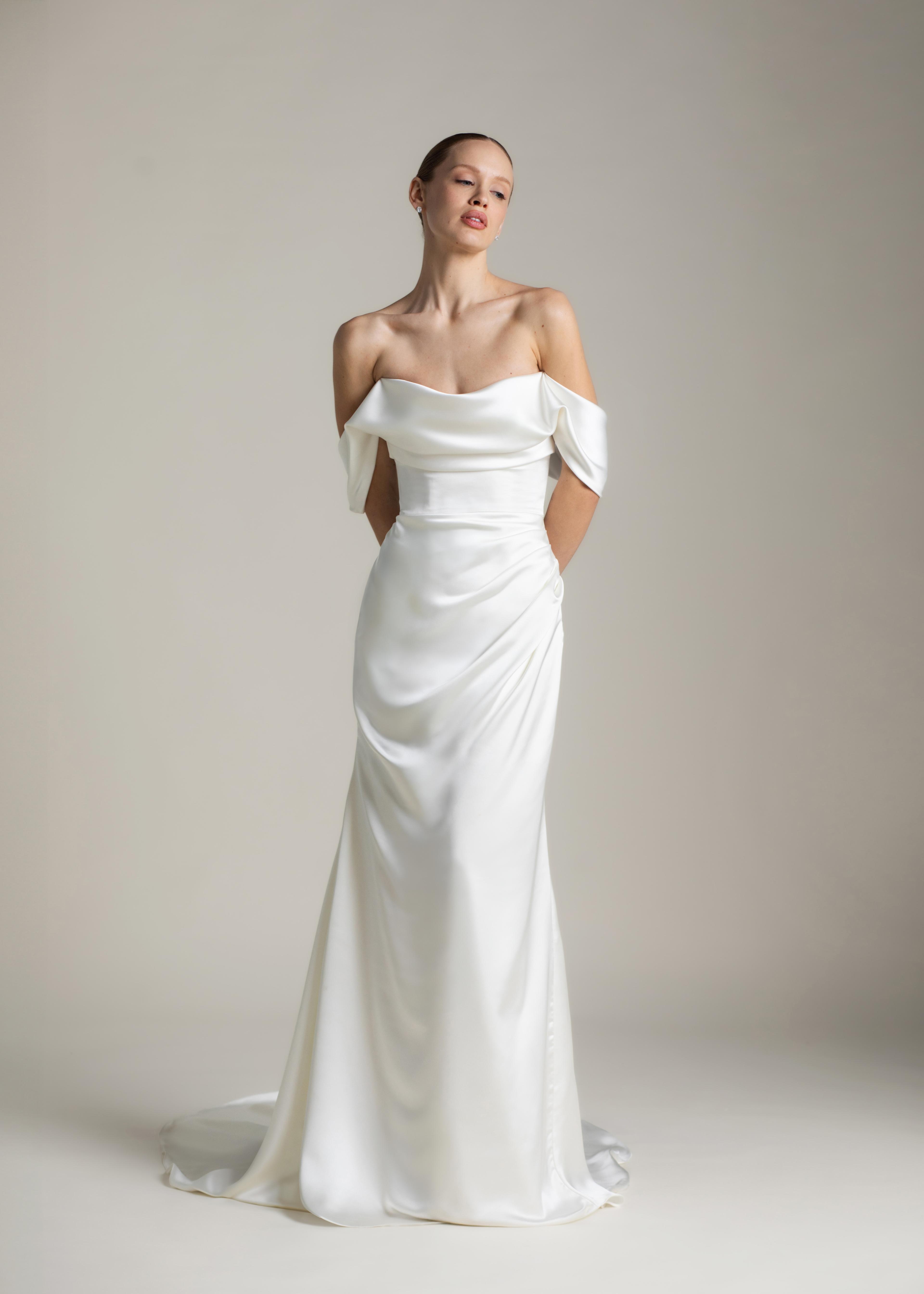Aesling gown 1