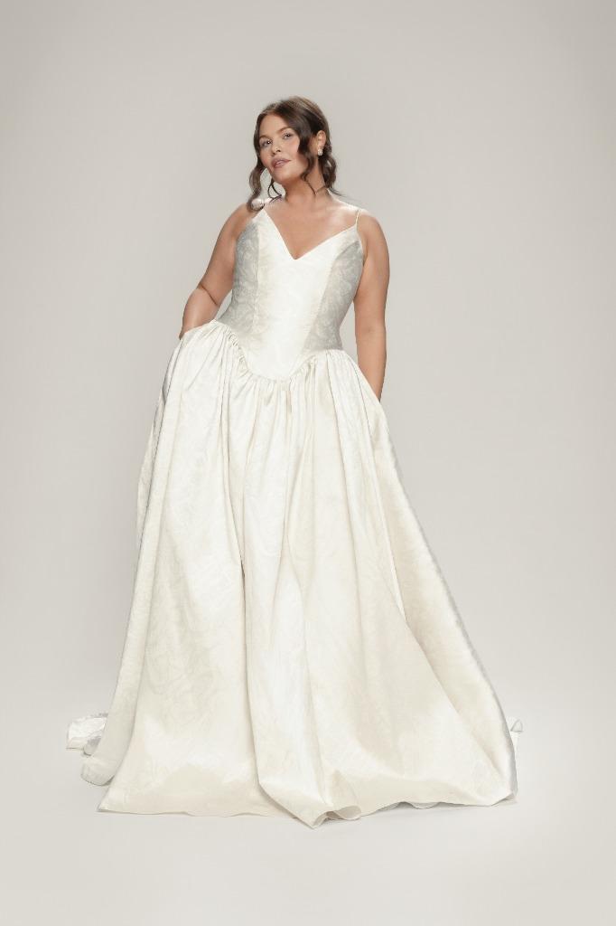 Aesling gown 3