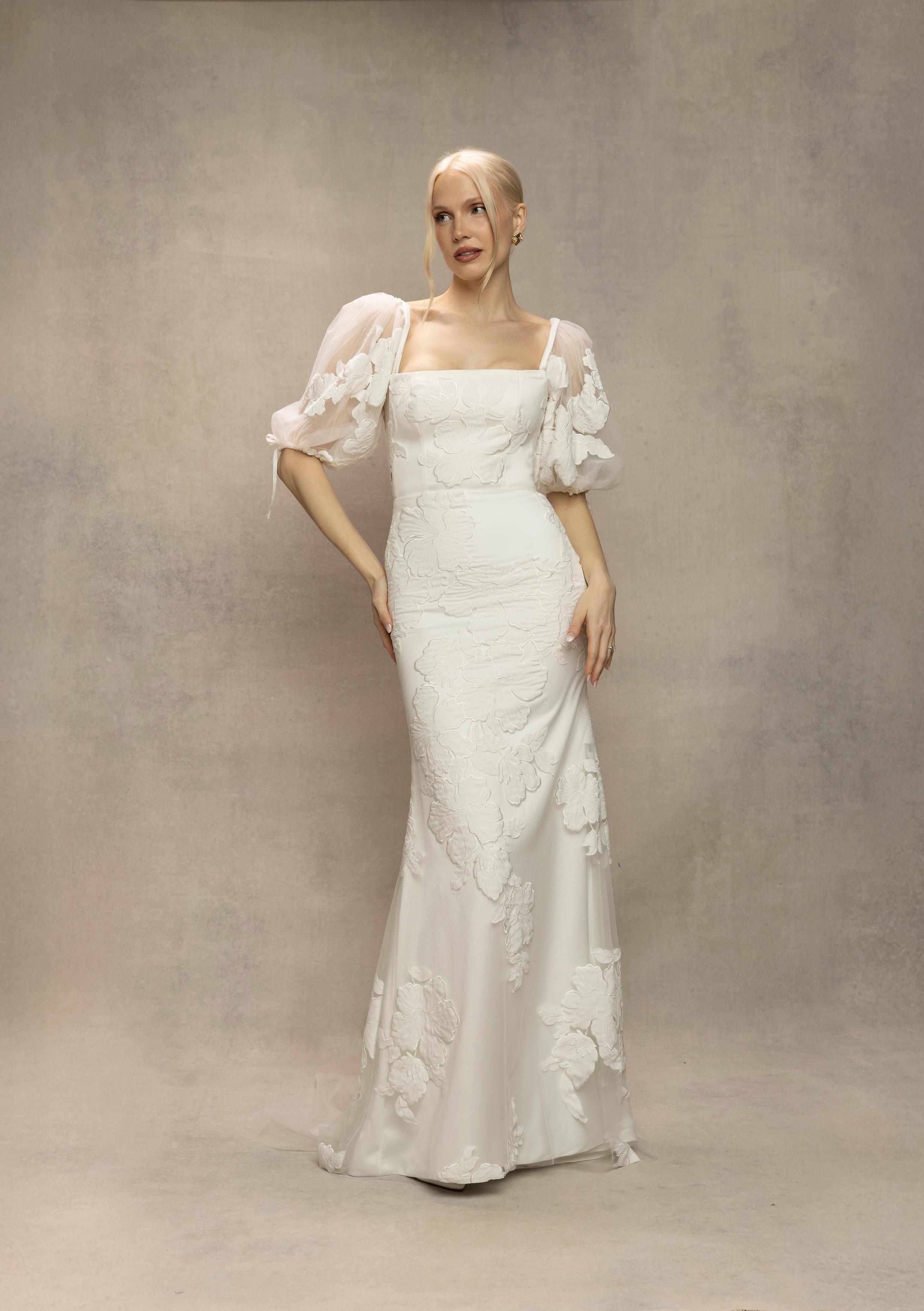 LAUDAE gown 4